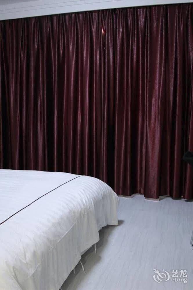 Huzhou Youyou Holiday Hotel Nanxun Extérieur photo